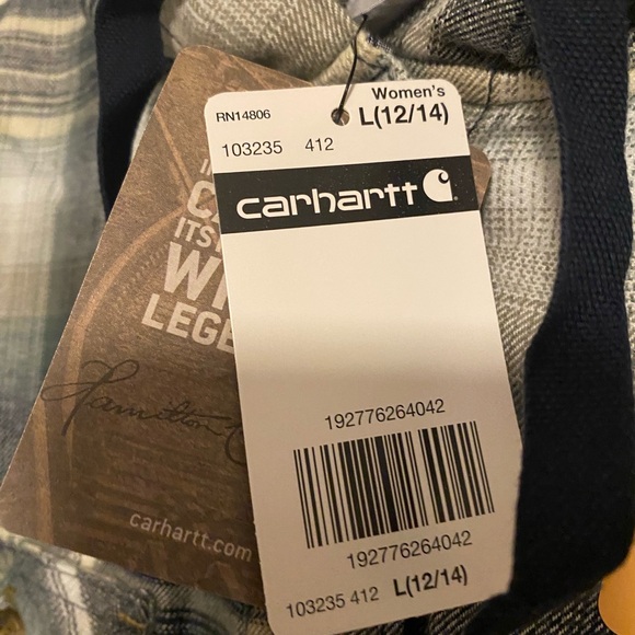 Carhartt Women’s long sleep button up flannel with hood. Size L. NWT - Picture 6 of 6